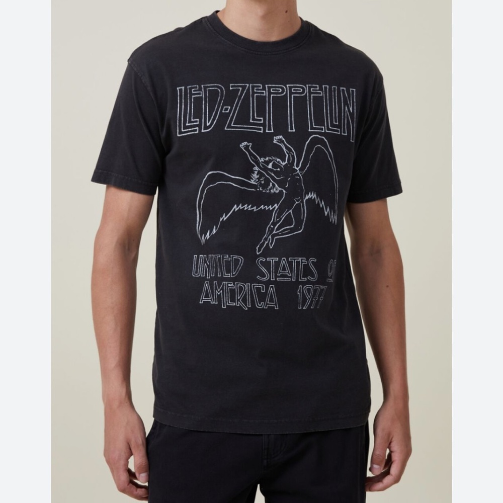 Led Zeppelin 1977 Short Sleeve Graphic T-Shirt Black Band Tee Grunge X-Large